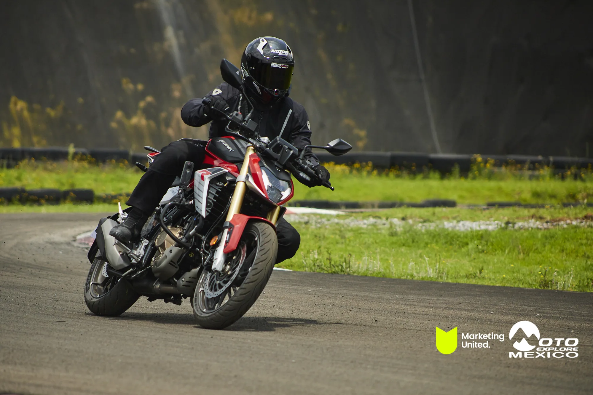 HUNK TRACKDAY 101